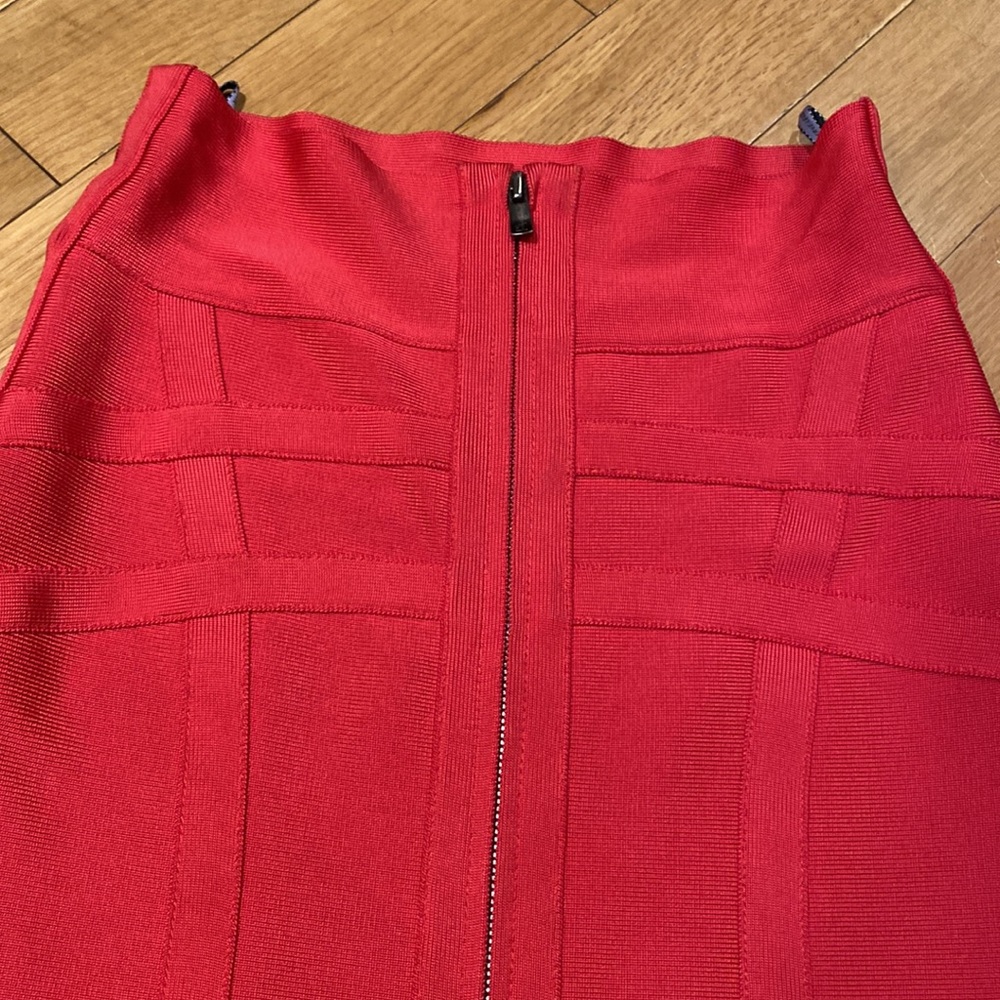 Herve Leger skirt - Picture 6 of 12